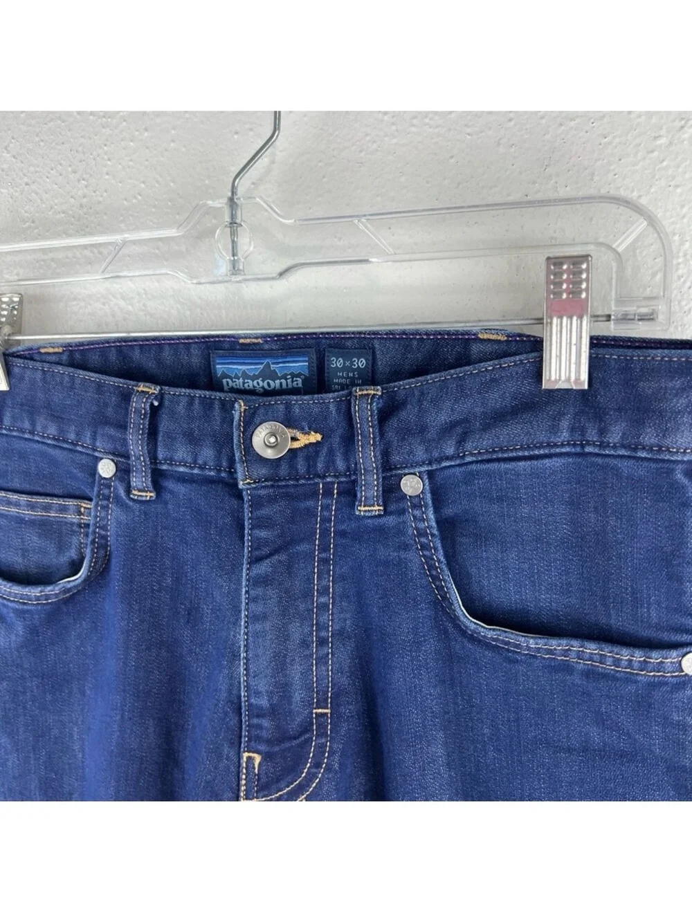 Patagonia Jeans Men 30 x 30 Blue Denim Straight Iron Clad Organic Cotton Pants